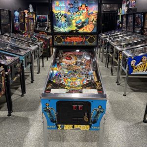 Judge Dredd Pinball Machine